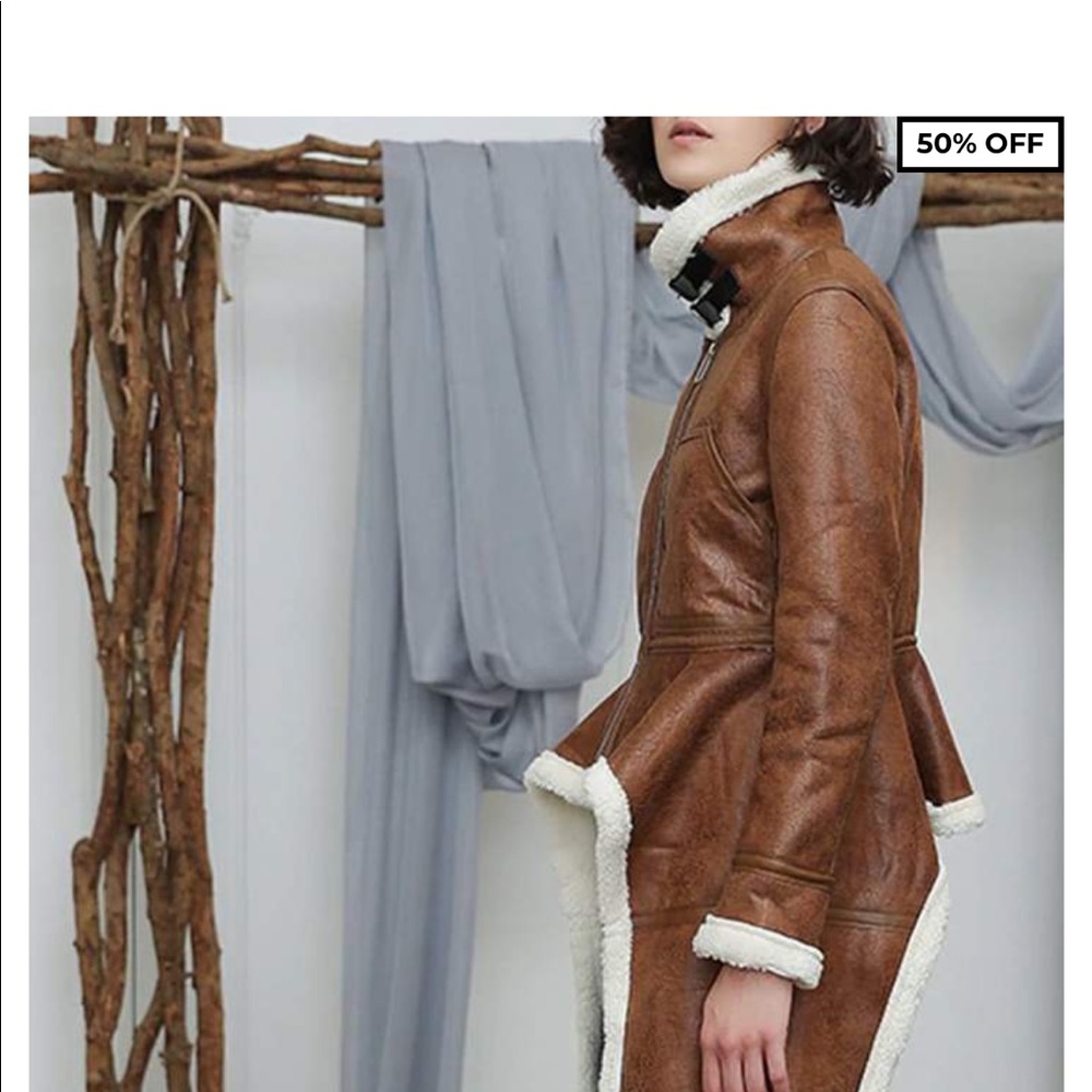 Irregular turtle neck coat - Picture 4 of 15